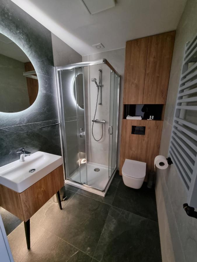Hotel Ros بيش المظهر الخارجي الصورة
