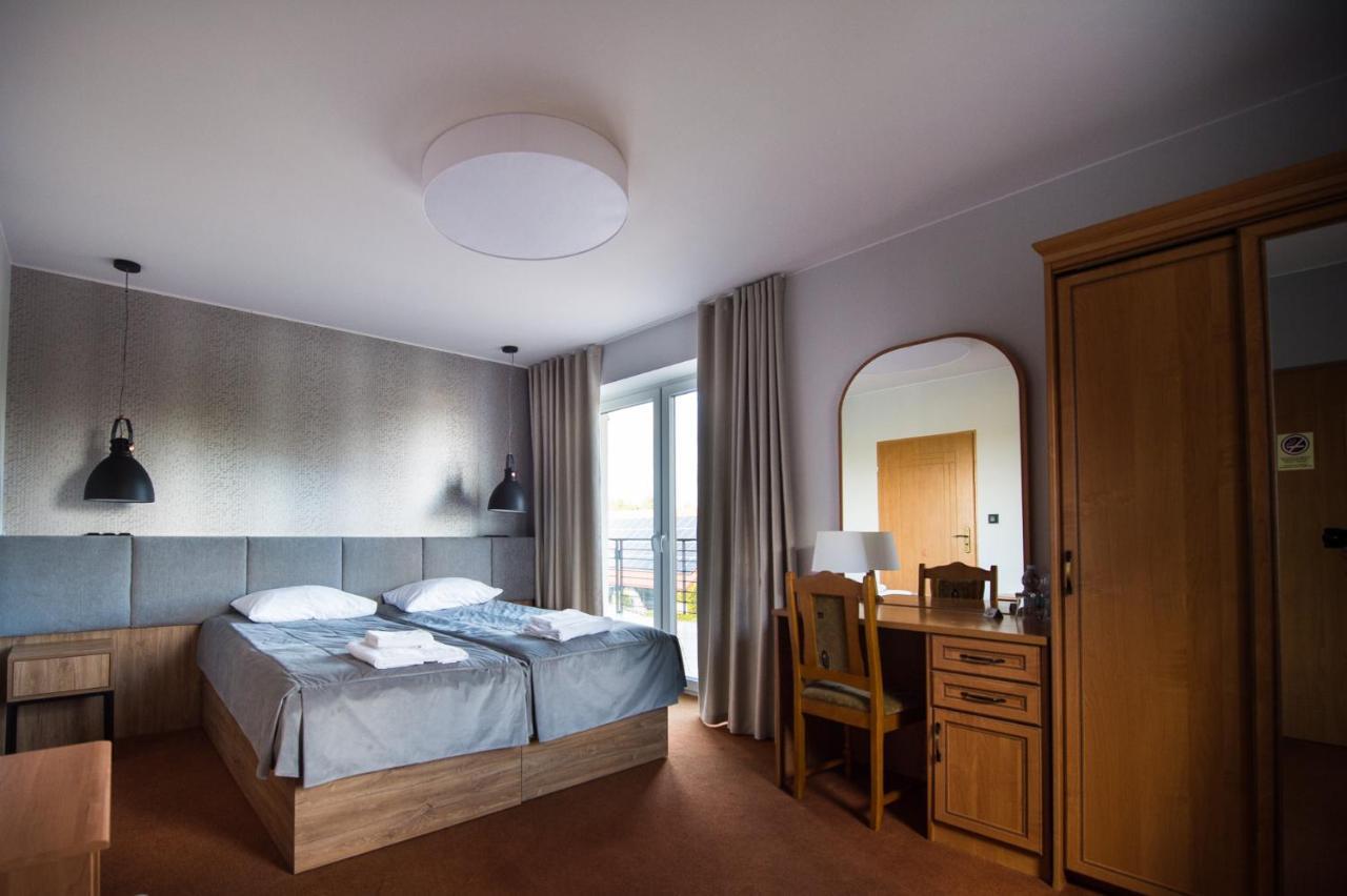 Hotel Ros بيش المظهر الخارجي الصورة